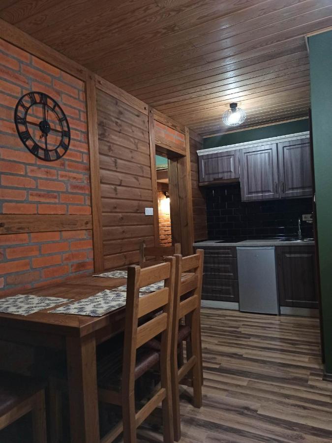 Apartament 4 Osobowy Kujan Ngoại thất bức ảnh